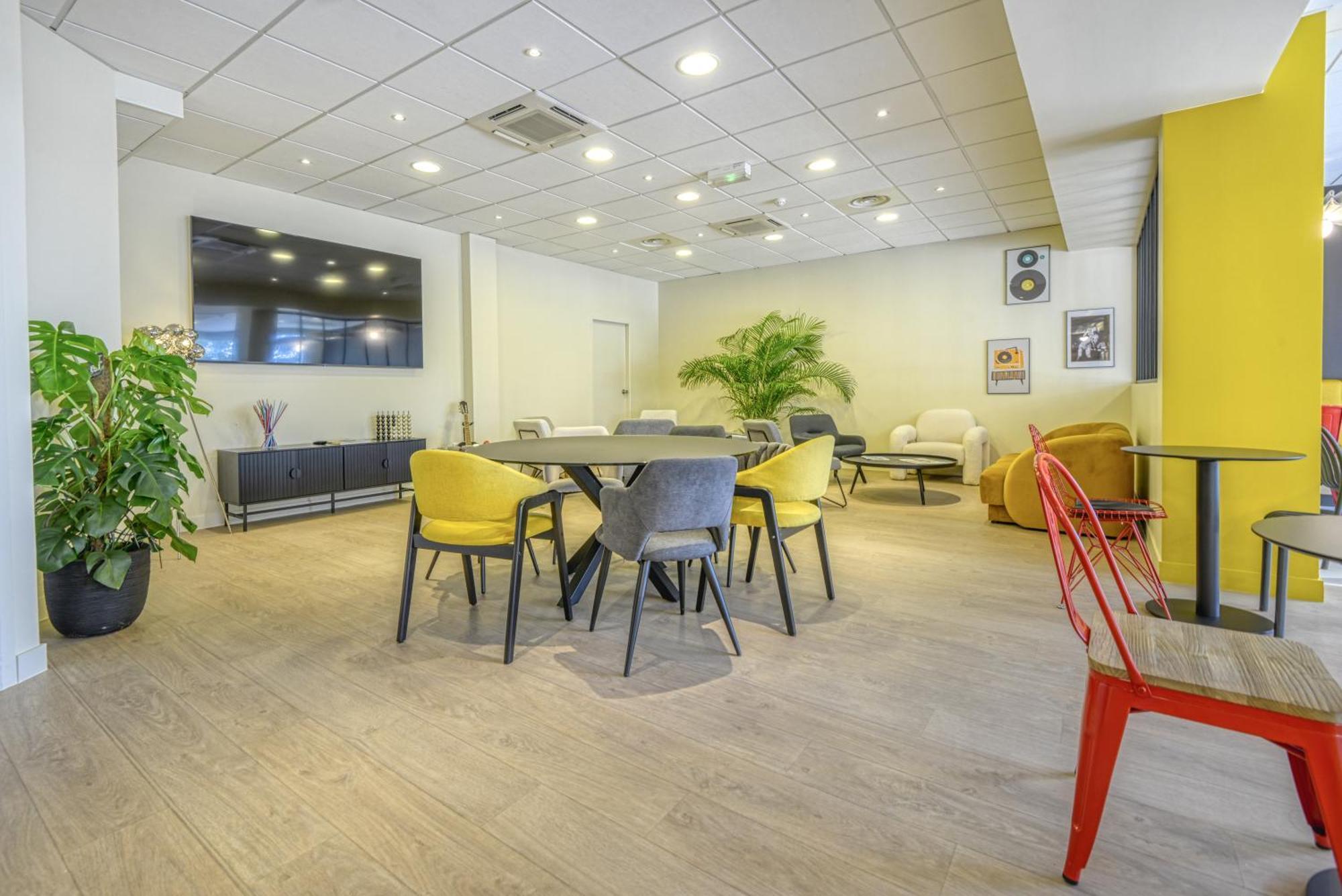 ไอบิส โชเลต์ Hotel ภายนอก รูปภาพ