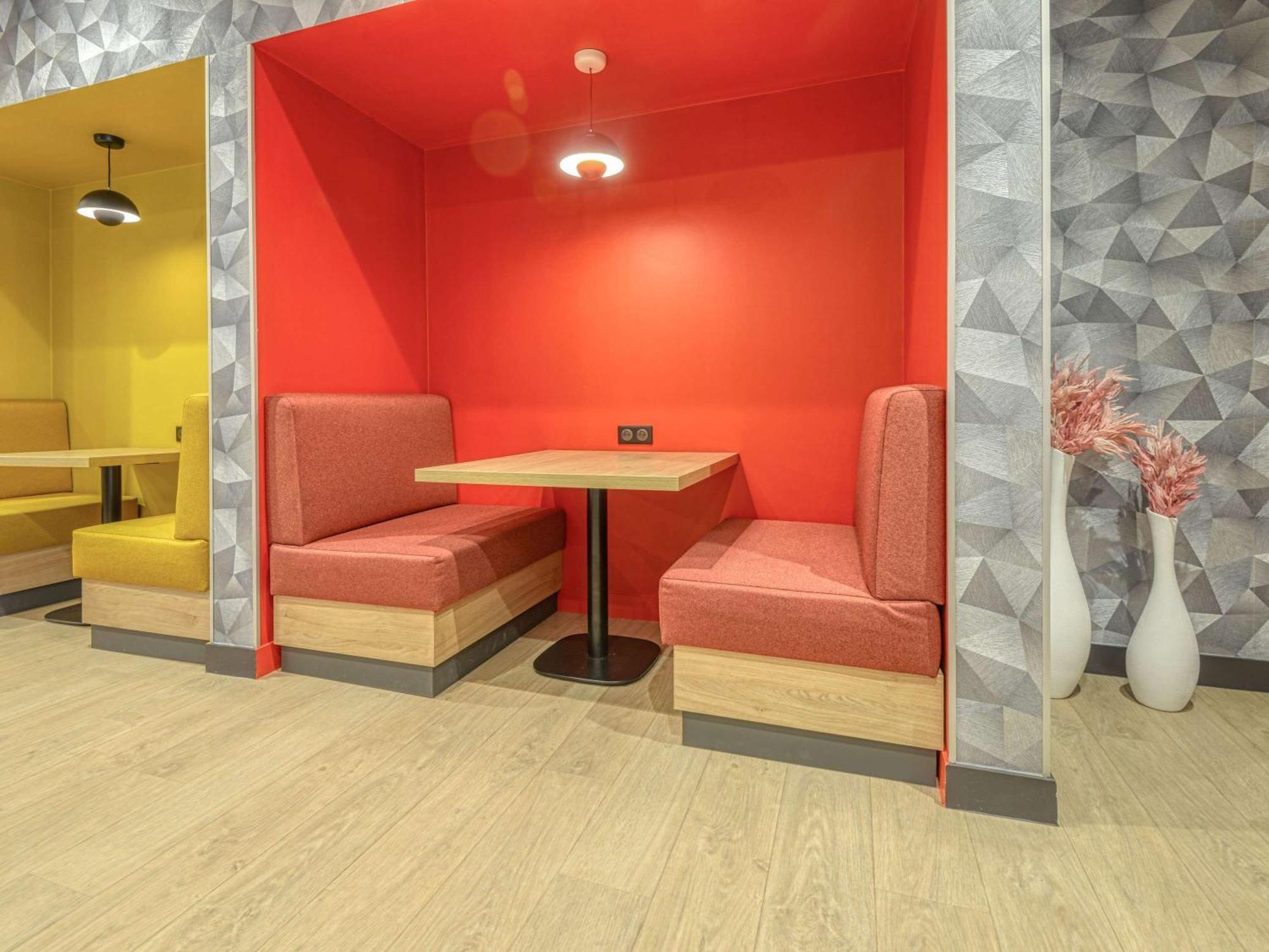 ไอบิส โชเลต์ Hotel ภายนอก รูปภาพ