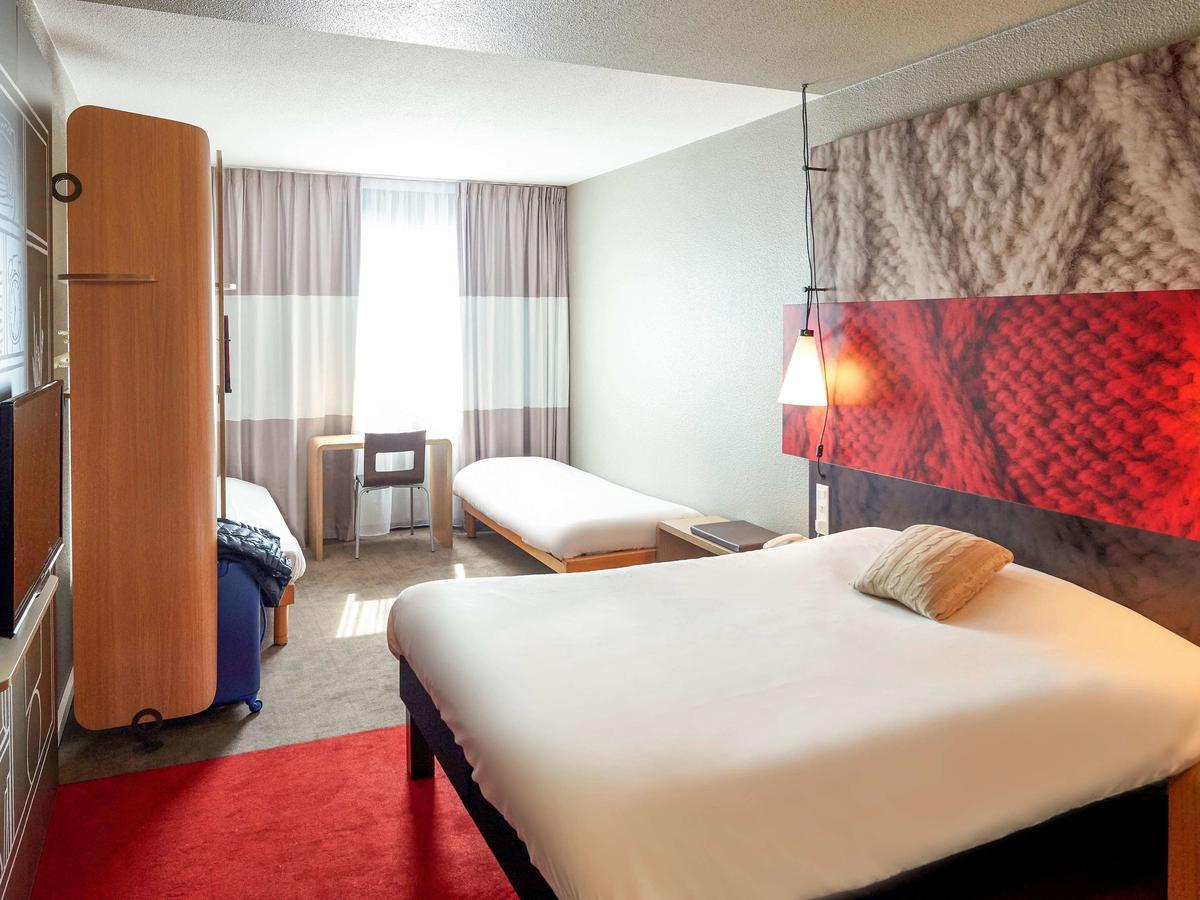 ไอบิส โชเลต์ Hotel ภายนอก รูปภาพ