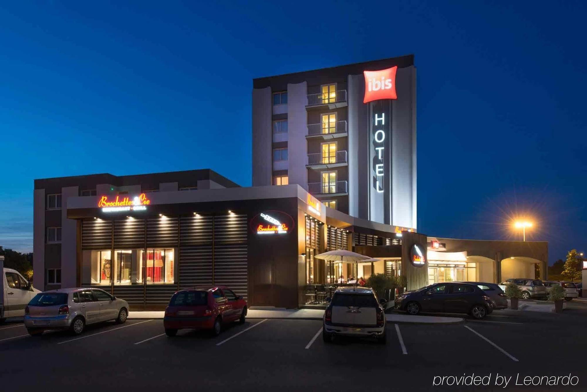 ไอบิส โชเลต์ Hotel ภายนอก รูปภาพ