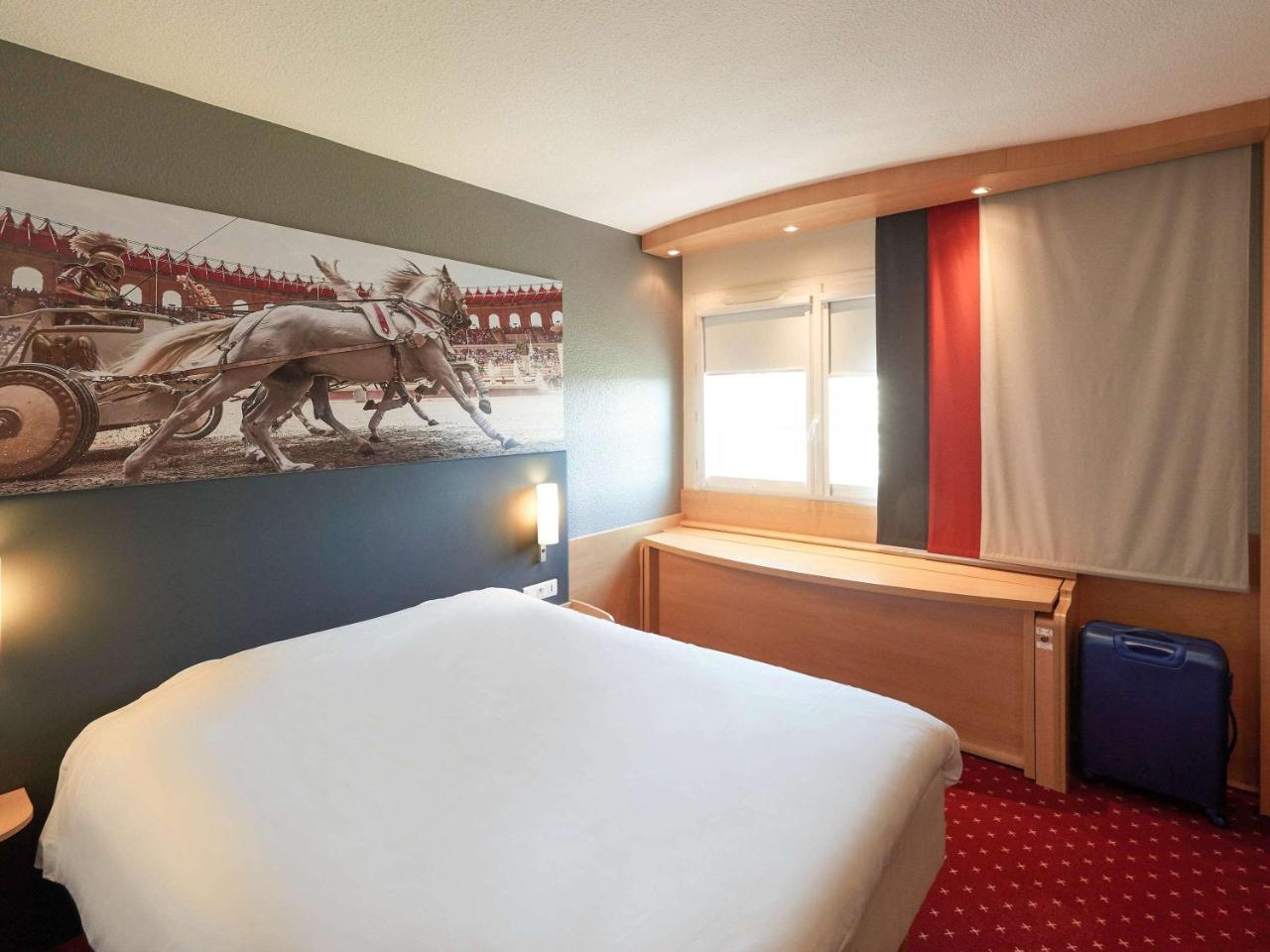 ไอบิส โชเลต์ Hotel ภายนอก รูปภาพ